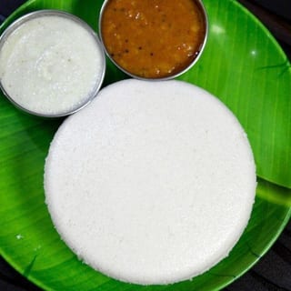 Thatte Idli (1 pc)