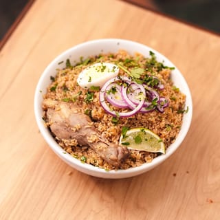 Dindugal Thalapakkati Chicken Biryani